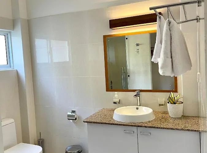 Aparthotel Tropical Hideaway 4*