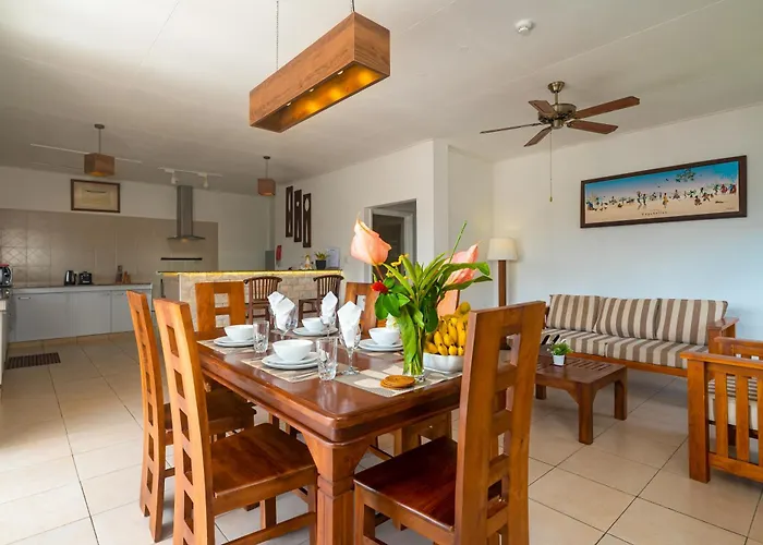 Tropical Hideaway Beau Vallon (Mahe)