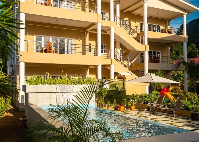Tropical Hideaway Beau Vallon (Mahe)
