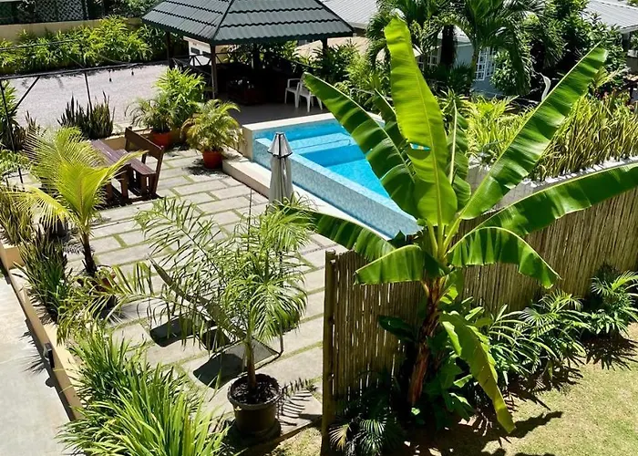 Tropical Hideaway 4* Beau Vallon (Mahe)
